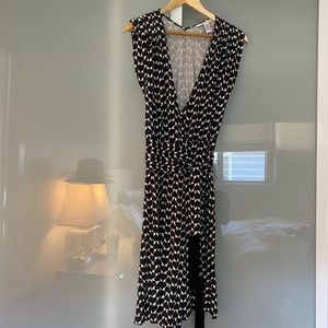DVF Size 2 B&W Wrap Dress
